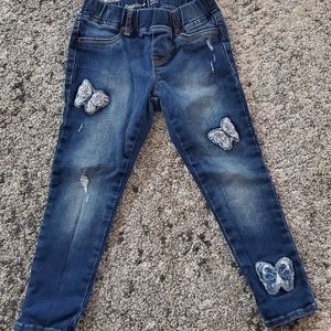 Gap Girls Size 6 Butterfly distressed legging jean